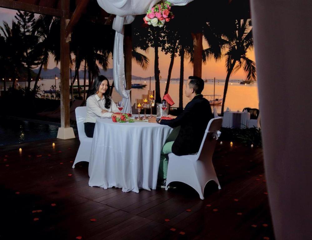 Laprima Hotel Labuan Bajo Kültér fotó