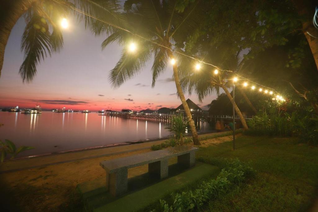 Laprima Hotel Labuan Bajo Kültér fotó