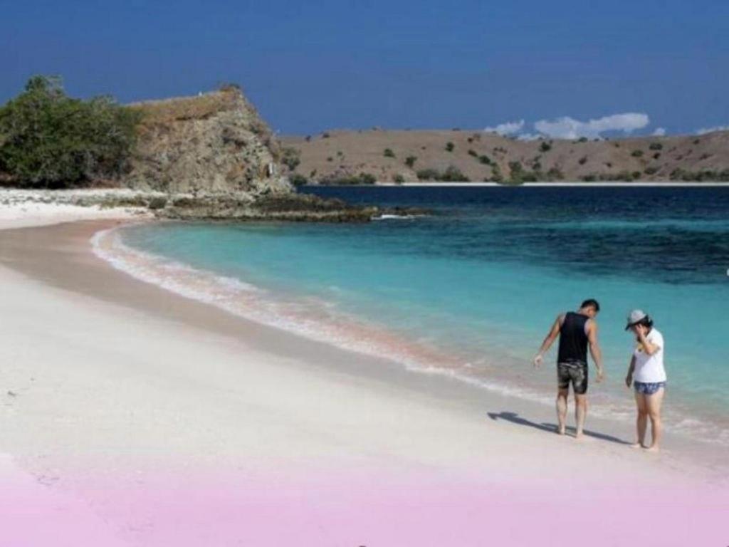Laprima Hotel Labuan Bajo Kültér fotó