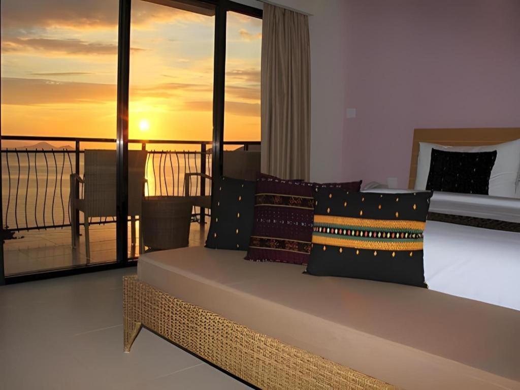 Laprima Hotel Labuan Bajo Kültér fotó