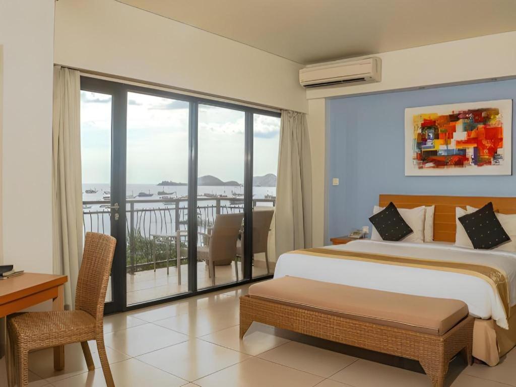 Laprima Hotel Labuan Bajo Kültér fotó