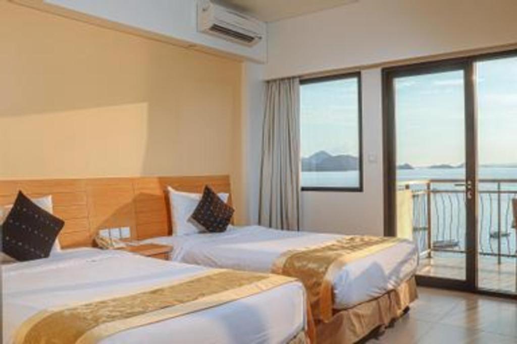 Laprima Hotel Labuan Bajo Kültér fotó